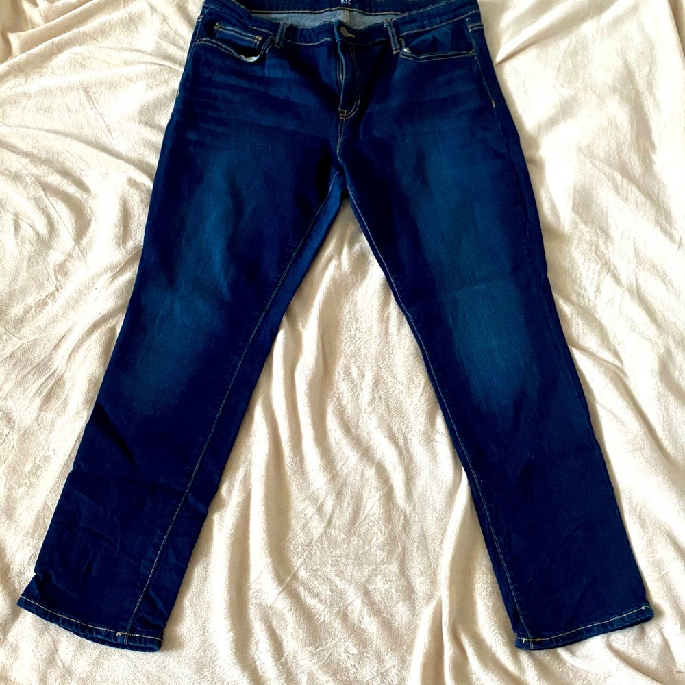 Gap dark wash jeans in size 16